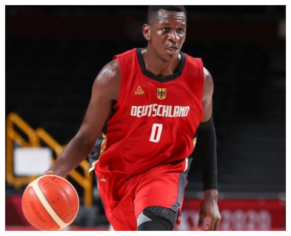 正文       北京时间8月12日,猛龙与艾萨克-邦加达成签约协议.