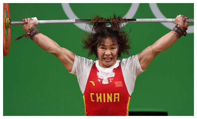 她是举重世界冠军,奥运会夺冠后否认中国人身份,如今被终身禁赛