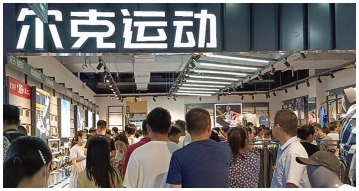 继鸿星尔克捐5000万后，曹德旺也行动了，网友：首善果然不是吹的休闲区蓝鸢梦想 - Www.slyday.coM