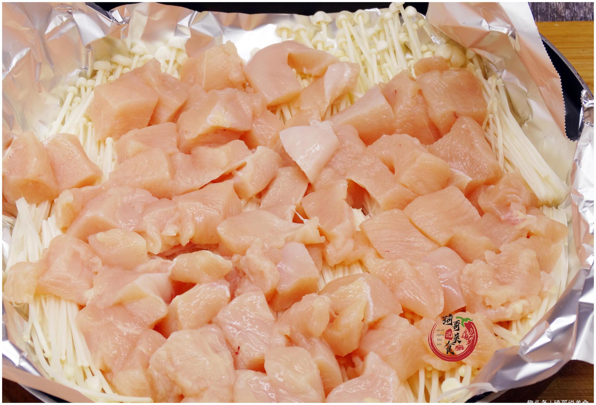 我给孩子做这道菜,补充蛋白质,增强记忆力,味道好极了|鸡胸肉|金针菇