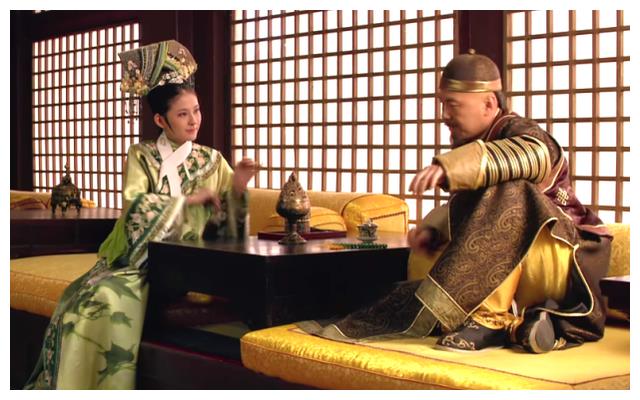 甄嬛传皇上的死不仅有叶澜依和甄嬛的手笔还有个最重要的人物