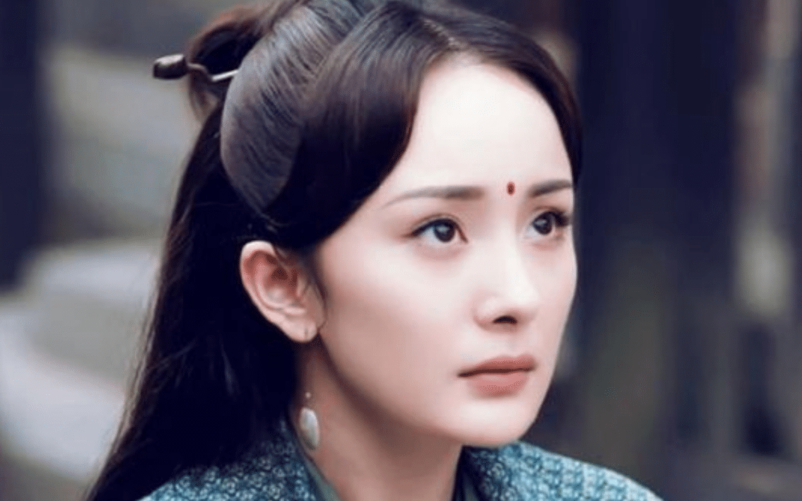 古装剧中的眉心一点红造型,欧阳明日惊艳,最后一位是剧中万人迷
