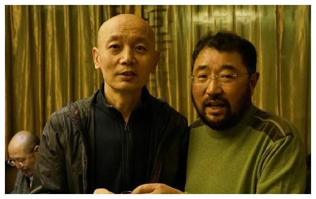 8岁的米家山结婚,但在25岁拍摄《苦恼人的笑》时与导演杨延晋传出恋情