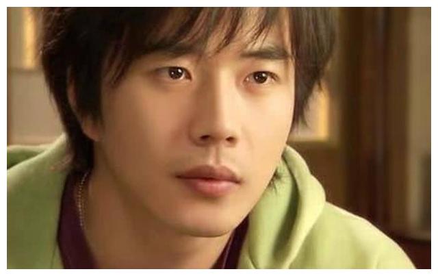 韩国著名男星权相宇,结婚12年深情不改,怀念《天国的阶梯》