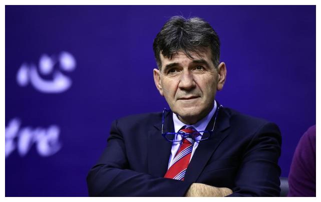 贝西洛维奇担任同曦男篮主教练,联手霍楠打造cba青年军