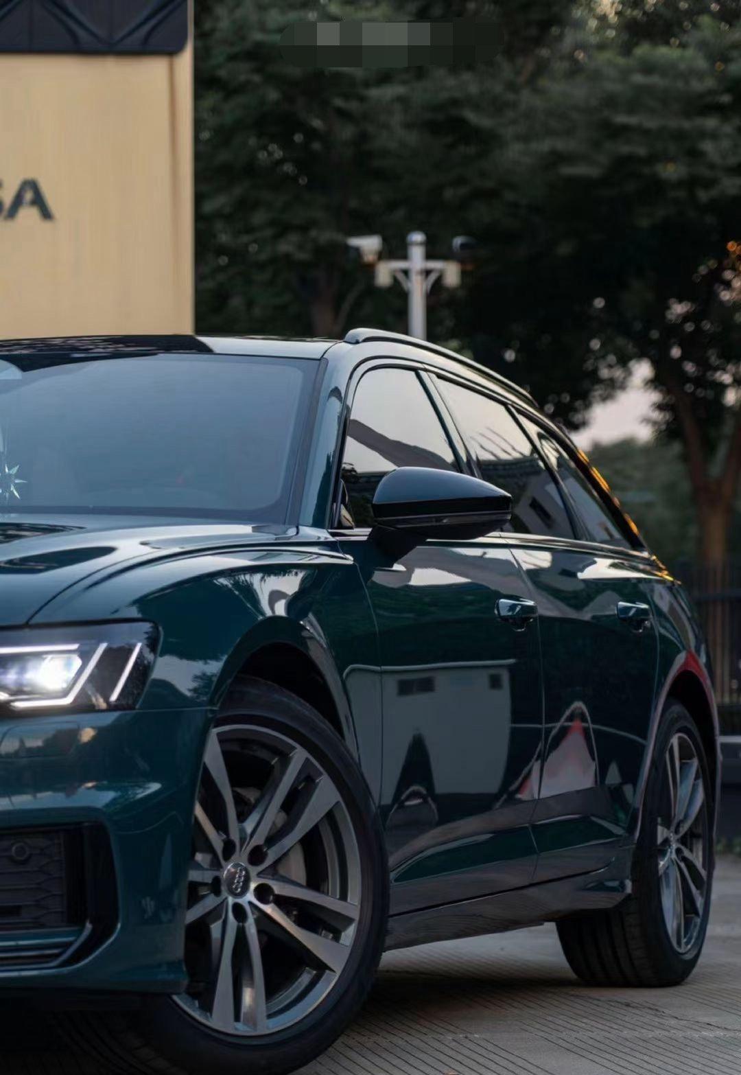 奥迪rs6改色阿瓦隆绿走在街上绝对独一无二