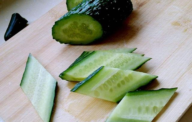 鸡蛋别只会炒番茄啦,和它一起炒,清热解毒又补水,味道特别清爽休闲区蓝鸢梦想 - Www.slyday.coM 鸡蛋别只会炒番茄啦,和它一起炒,清热解毒又补水,味道特别清爽休闲区蓝鸢梦想 - Www.slyday.coM