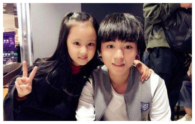 五官精致气质出众,又是个女神|tfboys|张婉儿|我们的少年时代_新浪