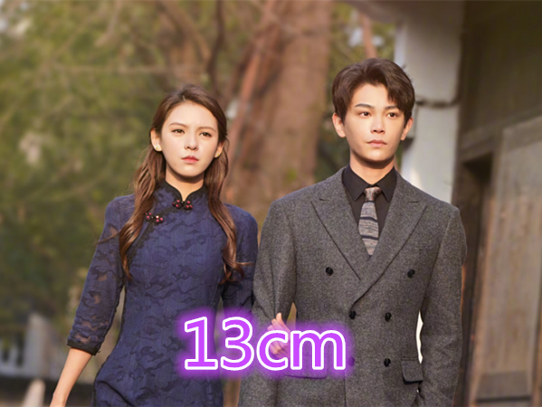 邓伦热巴差16cm,看到郑爽这对:可惜了