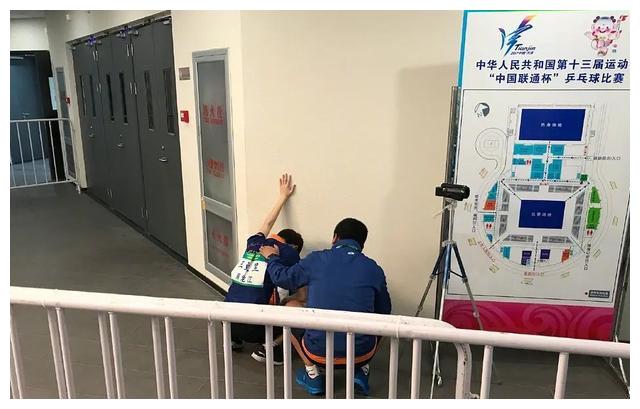 时光穿越了?新一姐王曼昱4休闲区蓝鸢梦想 - Www.slyday.coM 时光穿越了?新一姐王曼昱4休闲区蓝鸢梦想 - Www.slyday.coM