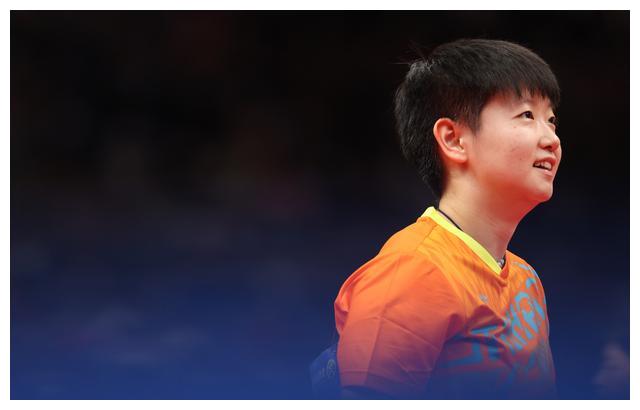 时光穿越了?新一姐王曼昱4休闲区蓝鸢梦想 - Www.slyday.coM 时光穿越了?新一姐王曼昱4休闲区蓝鸢梦想 - Www.slyday.coM