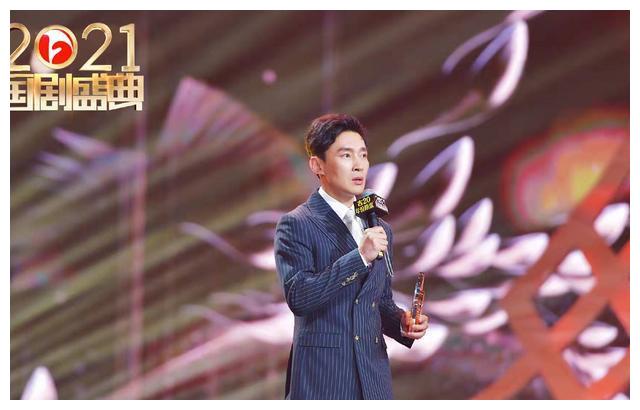 《觉醒年代》剧组再聚首,主持人倪萍现场落泪,续集正在创作中休闲区蓝鸢梦想 - Www.slyday.coM 《觉醒年代》剧组再聚首,主持人倪萍现场落泪,续集正在创作中休闲区蓝鸢梦想 - Www.slyday.coM