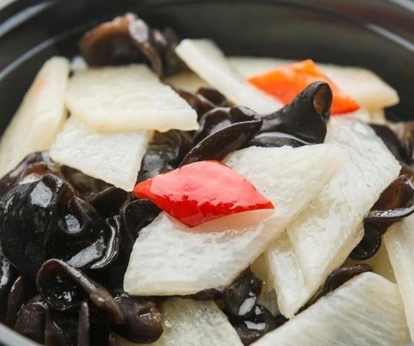 超市买的海蜇丝怎么做 鸭脖怎么卤吃起来劲道