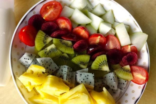 想吃水果沙拉不用买,教你在家做,清甜解暑,成本低!