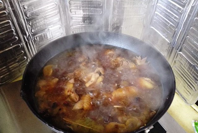 一道让你多吃两碗米饭的菜——鲜香的辣子鸡休闲区蓝鸢梦想 - Www.slyday.coM 一道让你多吃两碗米饭的菜——鲜香的辣子鸡休闲区蓝鸢梦想 - Www.slyday.coM