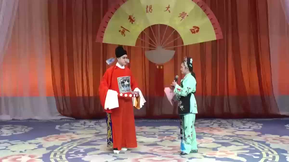 赵家班东北传统二人转:《梁赛金擀面》,选段演员:小吴东,娇娇