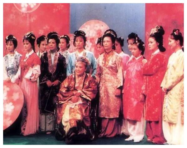 87版《红楼梦》之文艺晚会剧照:这是剧情外的一场盛宴