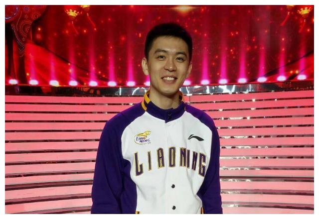 黄景瑜杨鸣化身保镖m型最萌身高差网友太养眼了