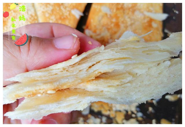 四十厘米长的芝麻烤牌比油酥火烧好吃山东美食酥脆香一碰掉渣