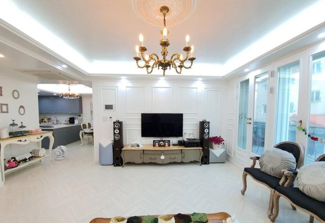 扛着压力,住进195㎡的3层别墅,先住再来改造!太美了休闲区蓝鸢梦想 - Www.slyday.coM 扛着压力,住进195㎡的3层别墅,先住再来改造!太美了休闲区蓝鸢梦想 - Www.slyday.coM