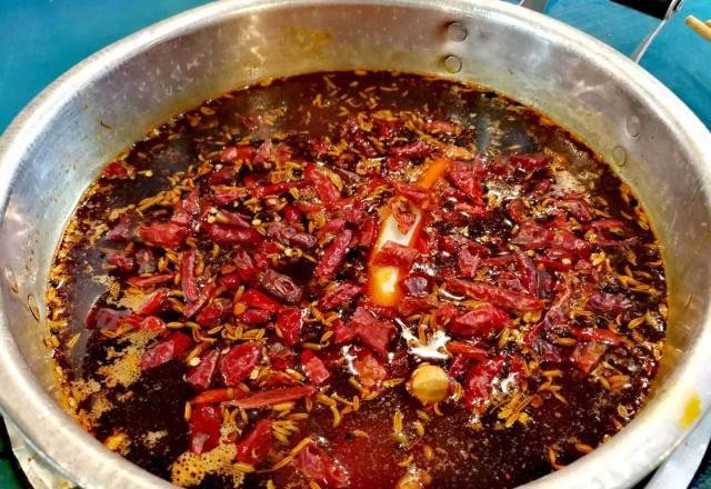 此地被誉为“成都的三里屯”,繁华程度不输香港中环,游客很喜欢休闲区蓝鸢梦想 - Www.slyday.coM 此地被誉为“成都的三里屯”,繁华程度不输香港中环,游客很喜欢休闲区蓝鸢梦想 - Www.slyday.coM