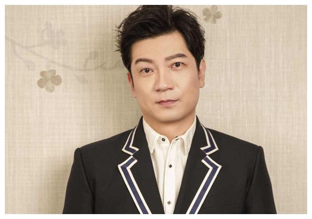 他是成长在北京巷子里面的男孩,红不红不重要,演戏是他的执念