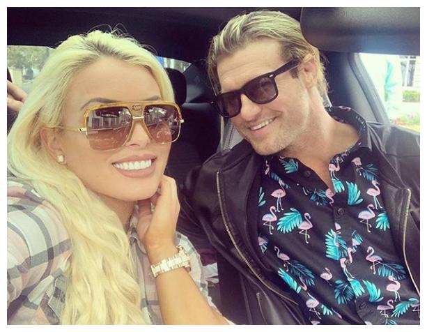 奥蒂斯女神被甩?wwe道夫·齐格勒与曼迪发布亲密照!