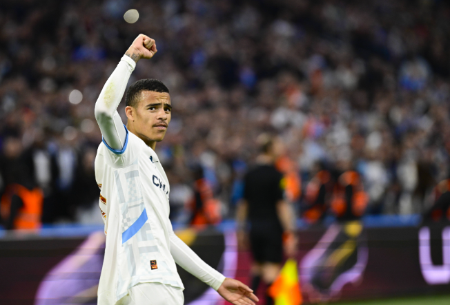 一场6-2，验出世界级前锋！单场4球，创3大神迹，曼联血亏1亿欧