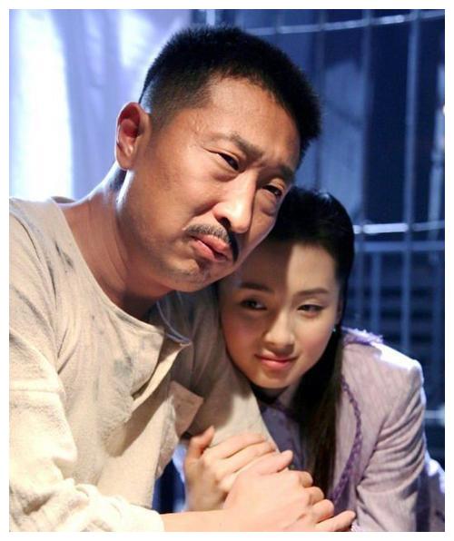 林永健,不光眼睛小还很抠门,妻子优雅漂亮是军花