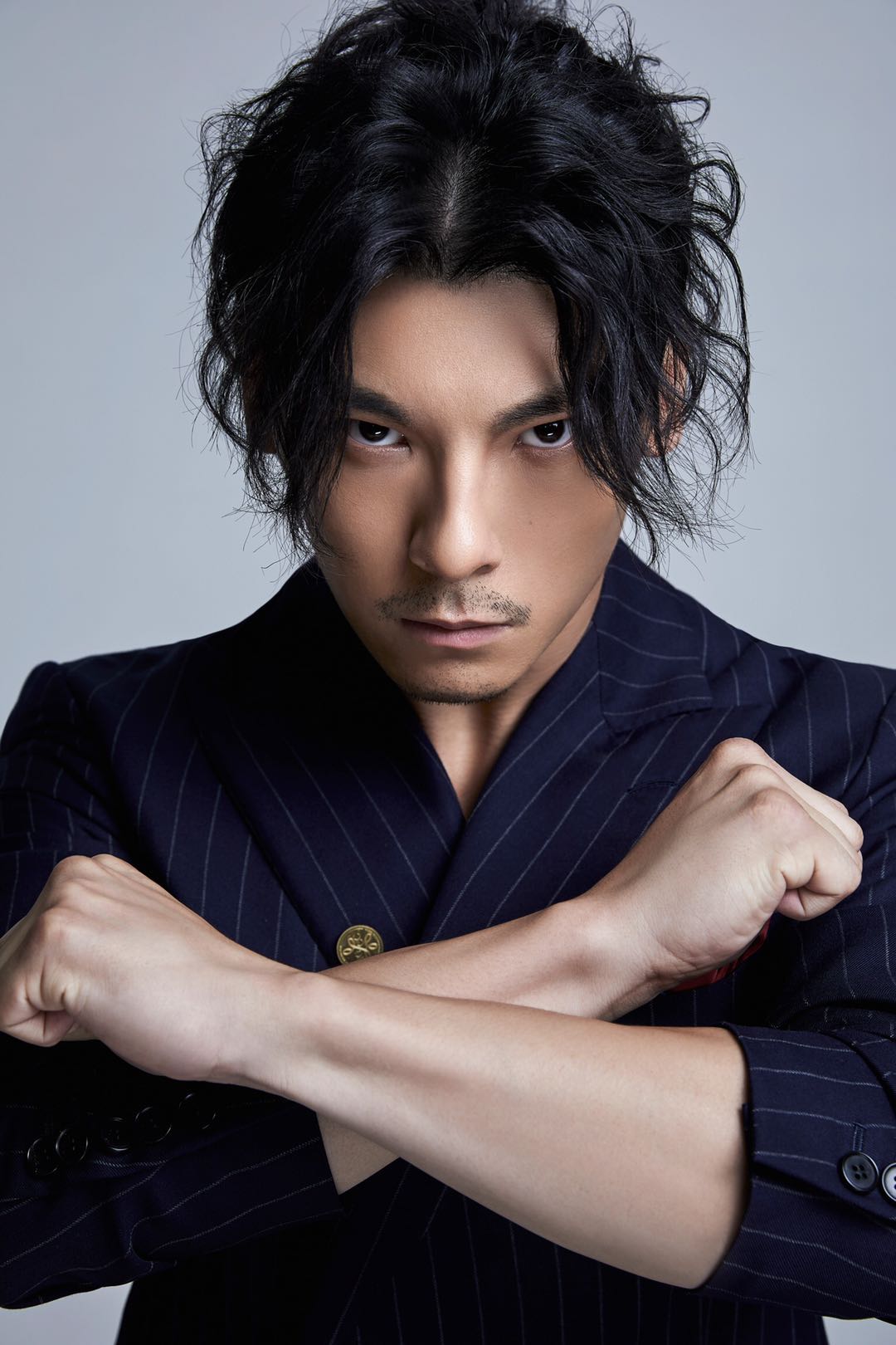 高清写真:袁帅爆超a写真 眼神笃定超带感