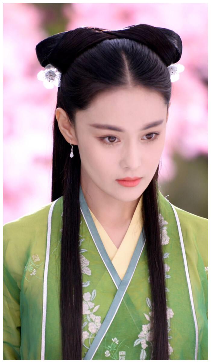 张馨予和丈夫因综艺相识,今恩爱令人羡,网友:多谢李晨不娶之恩