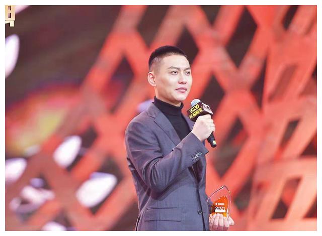 《觉醒年代》剧组再聚首,主持人倪萍现场落泪,续集正在创作中休闲区蓝鸢梦想 - Www.slyday.coM 《觉醒年代》剧组再聚首,主持人倪萍现场落泪,续集正在创作中休闲区蓝鸢梦想 - Www.slyday.coM