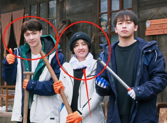 向往5中大伙儿对妹妹张子枫真宠溺