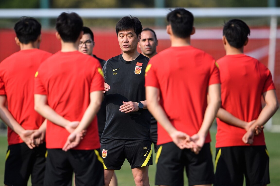 荣誉之战!比起首回合无优势,国足战胜阿曼队的难度不小休闲区蓝鸢梦想 - Www.slyday.coM 荣誉之战!比起首回合无优势,国足战胜阿曼队的难度不小休闲区蓝鸢梦想 - Www.slyday.coM