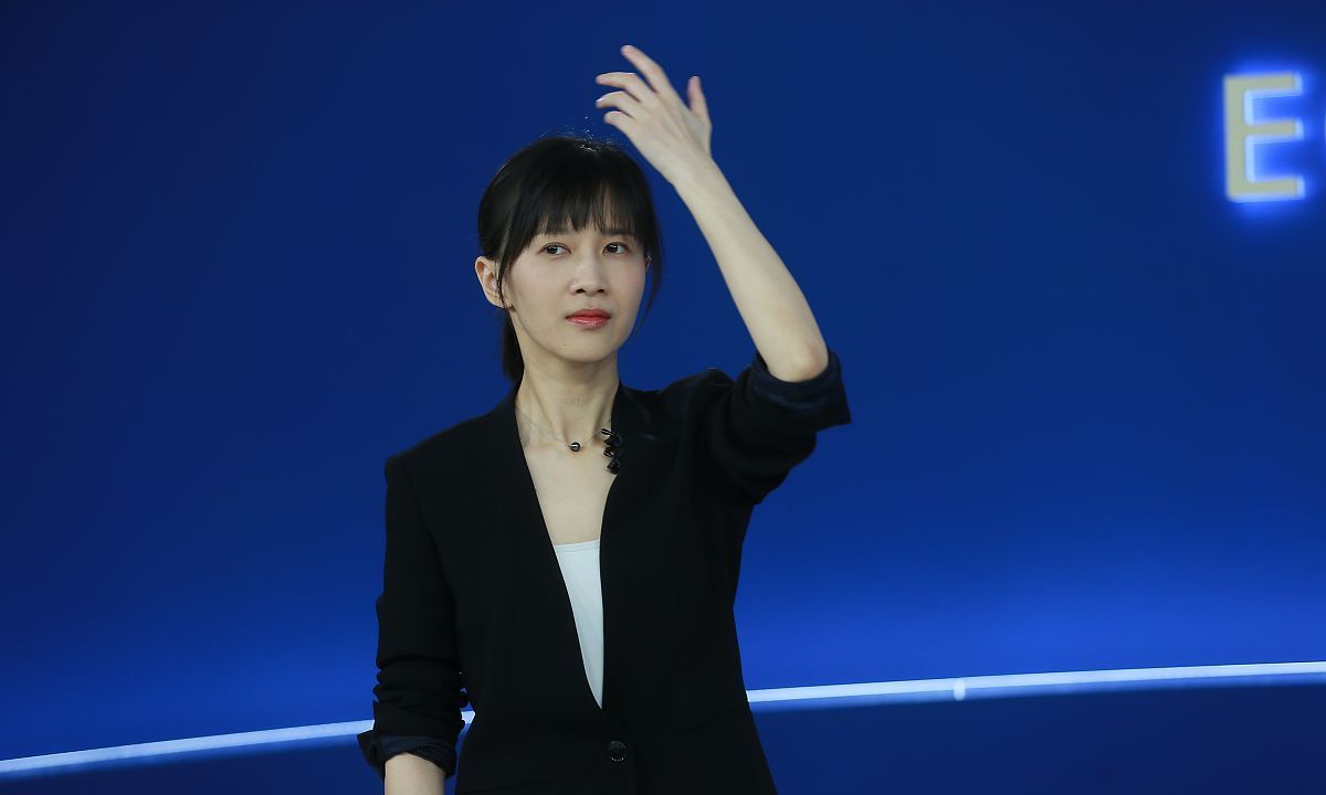 papi酱生子,原来时间都过这么快的吗_高清图集_新浪网