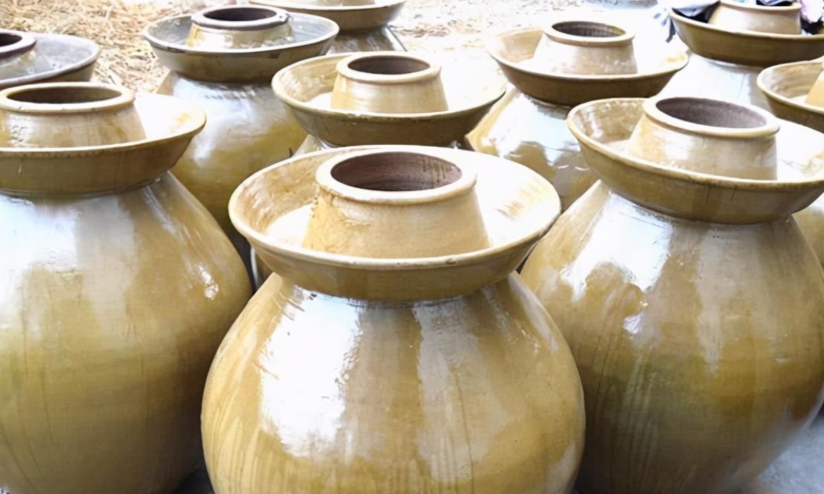 泡菜坛子图片都有哪种 14d0-kmvwsvx8665595.jpg