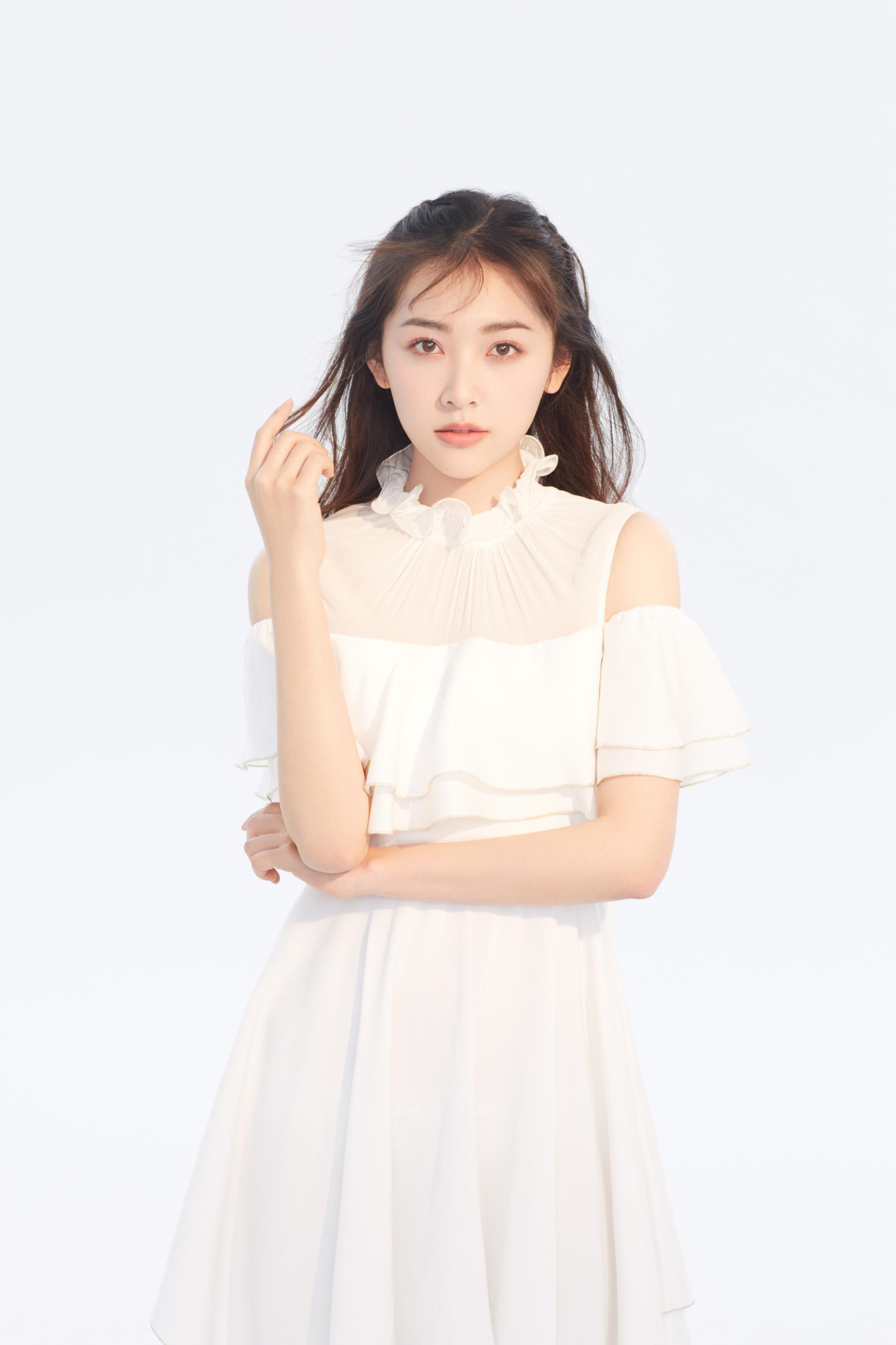 陈昊蓝花式追爱笑料不停单细胞少女反差萌戳人