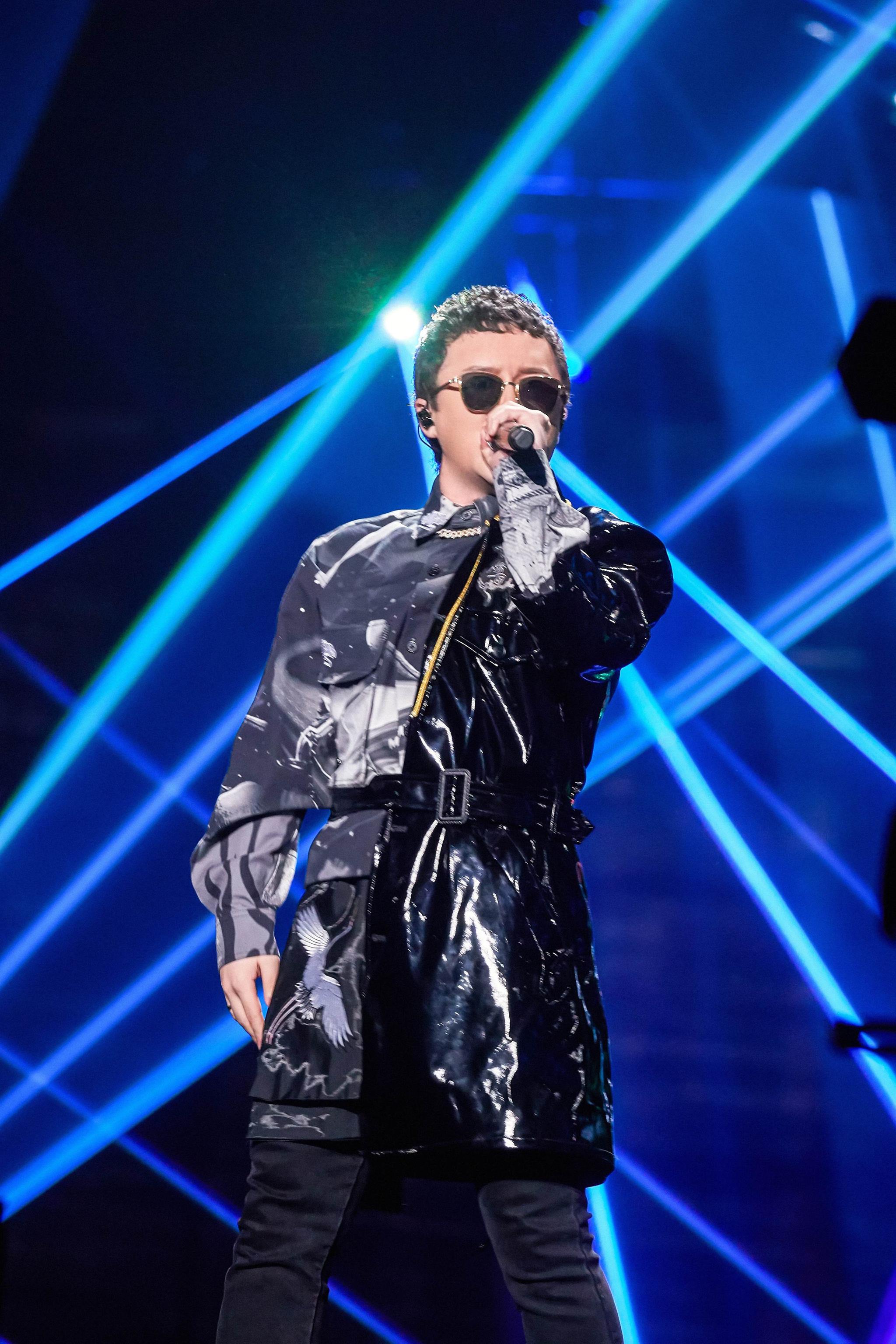 那吾克热首次挑战中国风与戴荃合唱悟空