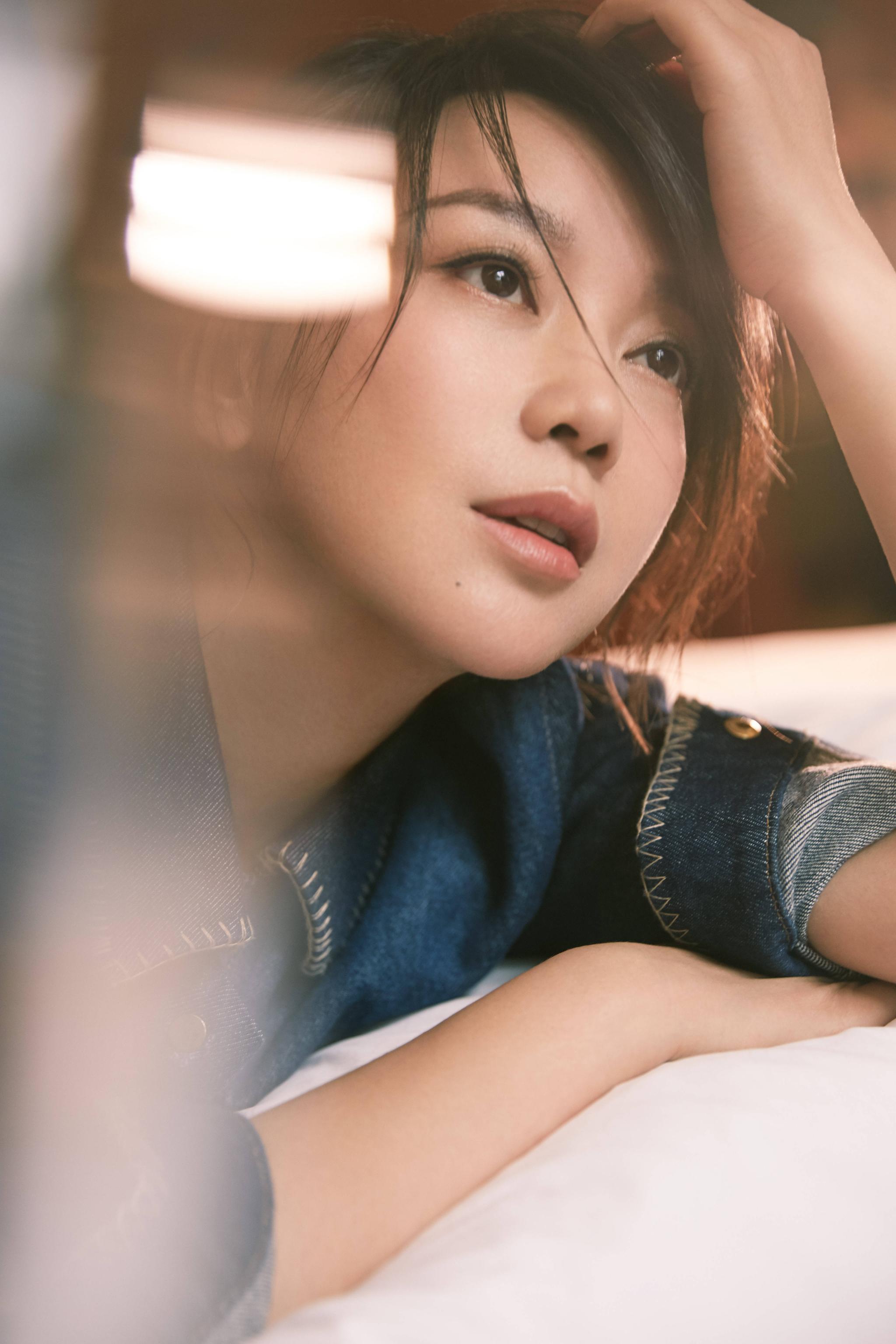 《装台》收视口碑双丰收 闫妮沉浸式演技获盛赞