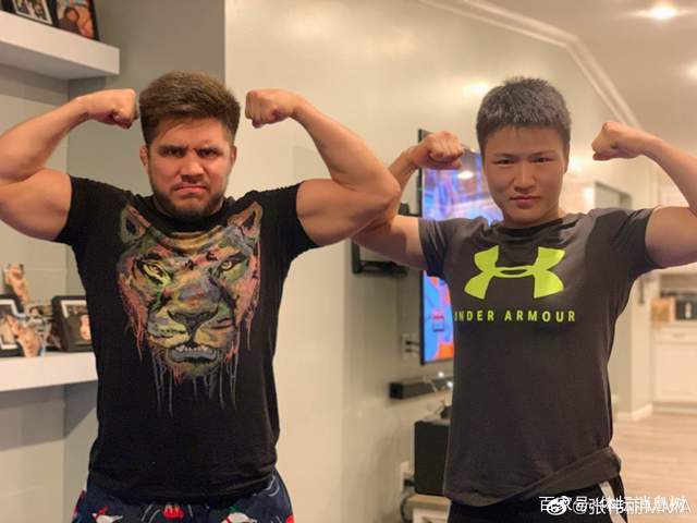 张伟丽身后站着三大高手，塞胡多+斗牛犬+<a href=