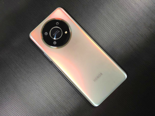 负责到底荣耀9x再次推送鸿蒙os荣耀x30用户反应很大