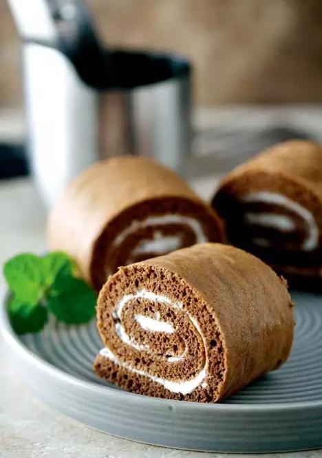 银河天幕烘焙教你制作经典美味的可可蛋糕卷