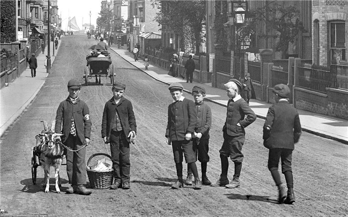 二十世纪初期的英国,老牌工业国家,普通人的生活情景