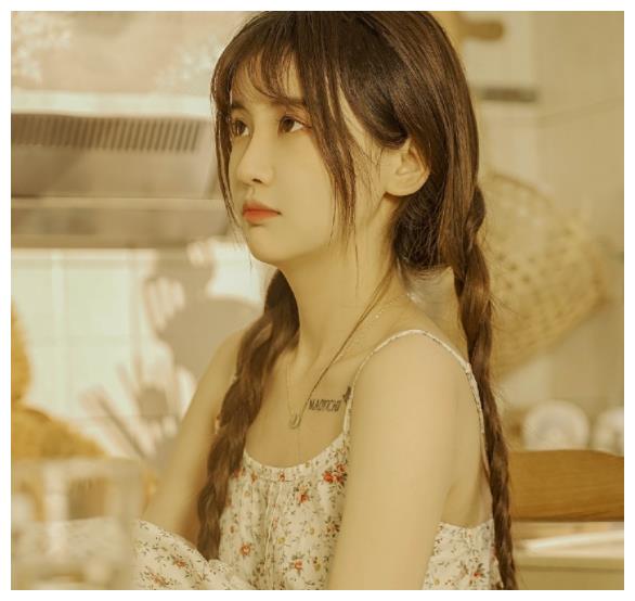 杨清柠真人长啥样纯素颜曝光那刻毛宸宸眼光真独到