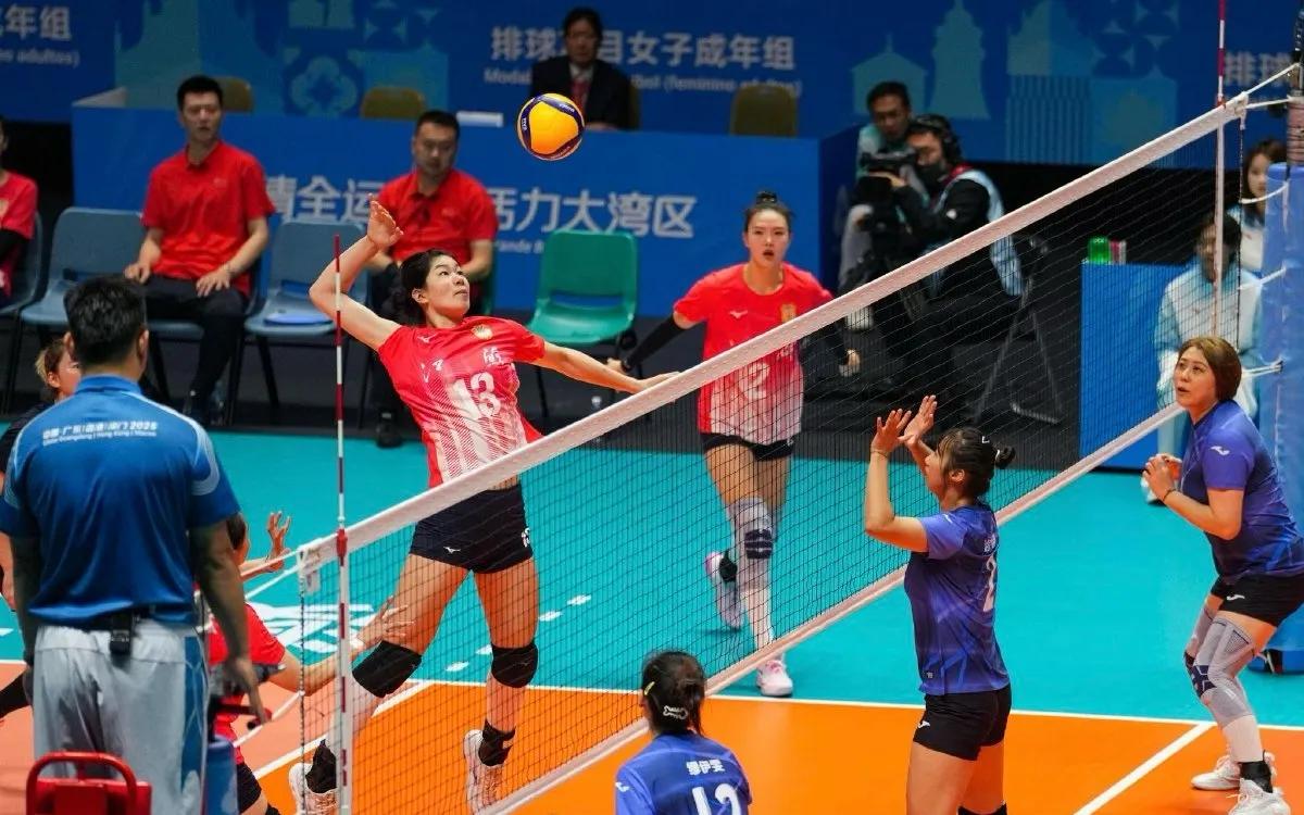 江苏女排攻防节奏流畅，边攻强大！全运几无对手，唯山东可拼一拼