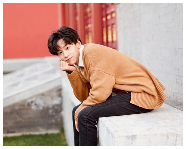 余景天哭了，是4月份的这4件事超出他预料，来不及应对的表现吗？休闲区蓝鸢梦想 - Www.slyday.coM