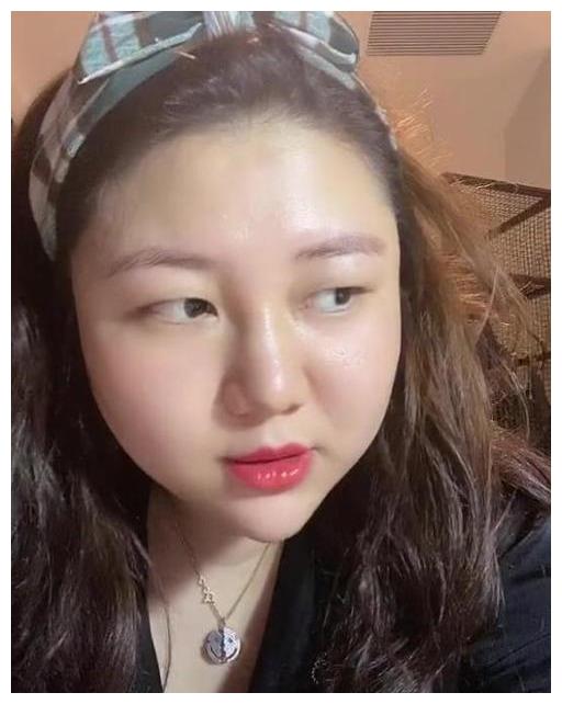 杨天真模仿秦牛正威的节奏唱rap奉独家建议天下武功唯快不破