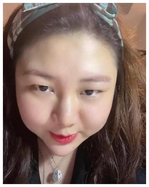 杨天真模仿秦牛正威的节奏唱rap奉独家建议天下武功唯快不破