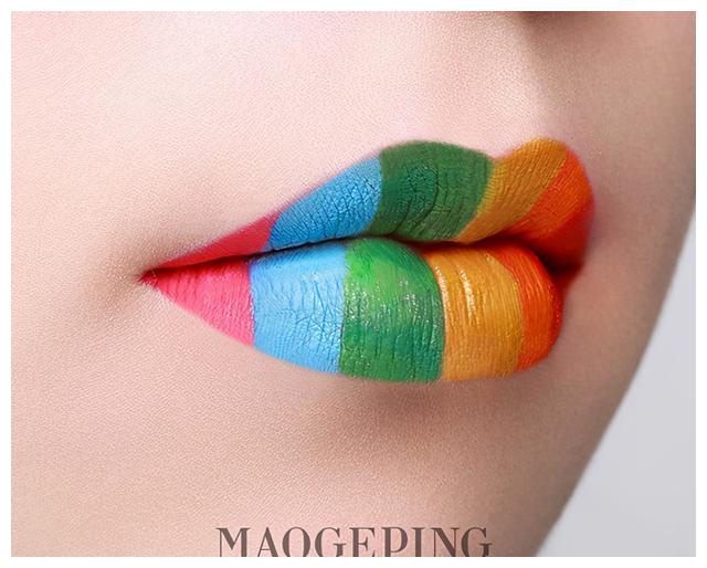 创意七彩唇妆,是时候展现真正的技术了