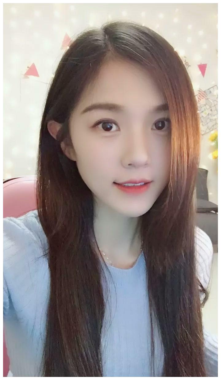 隐藏四年,许华升官宣女友,身材颜值爆表|女朋友|女友|婷婷_新浪新闻